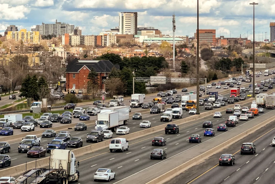 Keeping Your Vehicle Legal Under the Ontario Highway Traffic Act